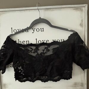Pretty Lace off the shoulder Cropped Top with banded sleeves. Sheer cropped top.